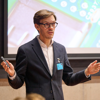 Gregor Gluttig, inloop, talking about Circular Supply Chains